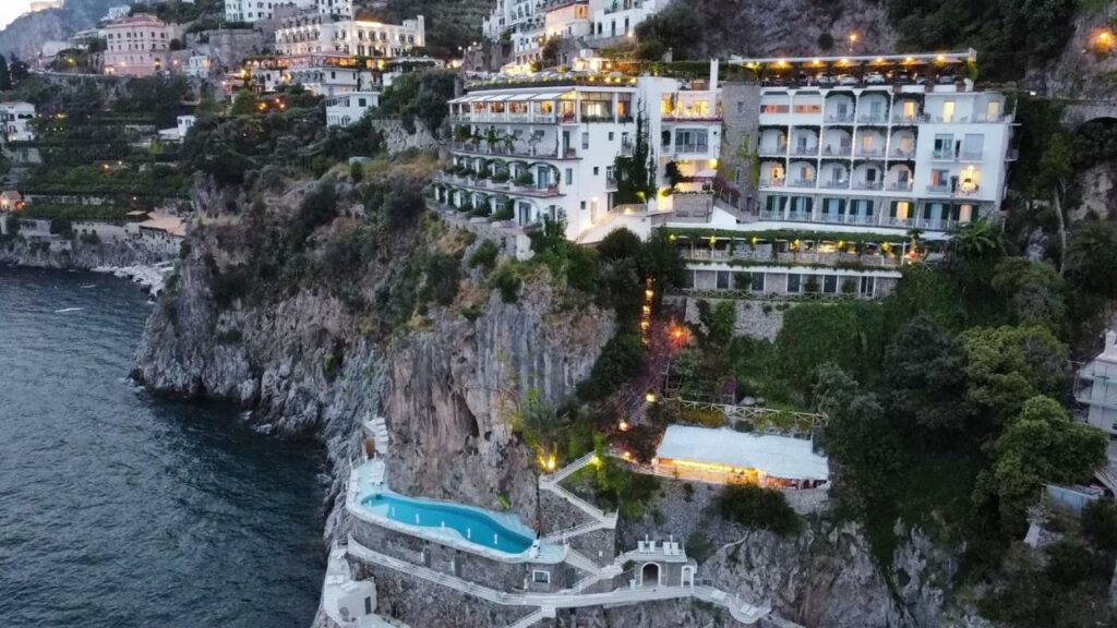 Cool Places to Stay on the Amalfi Coast, Italy: Miramalfi