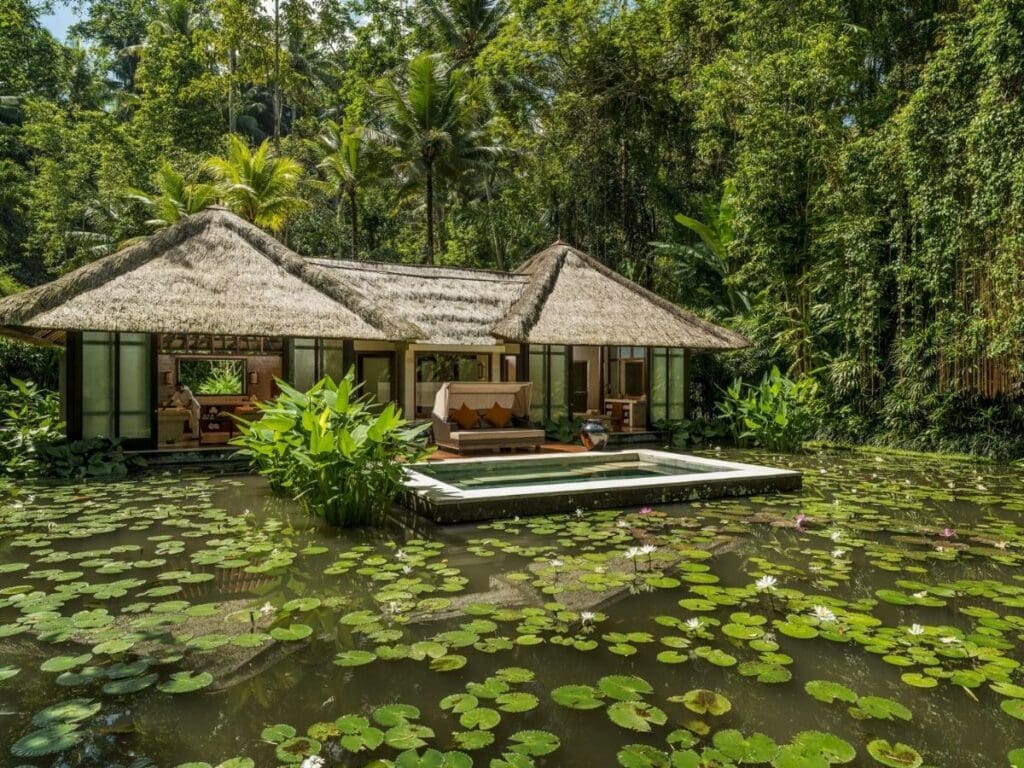 Four Seasons Resort Bali at Sayan: Luxury Resorts in Bali, Indonesia